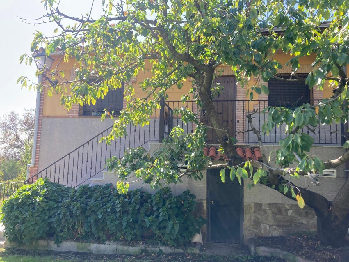 Villa Mirada A Gredos Candeleda Exterior foto